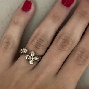 Konstantino Ring Size 6